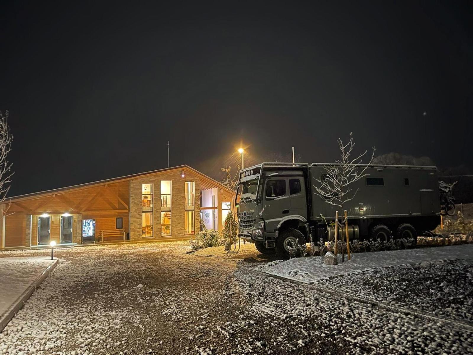 7 Lakes Camping Sapareva Banya Esterno foto