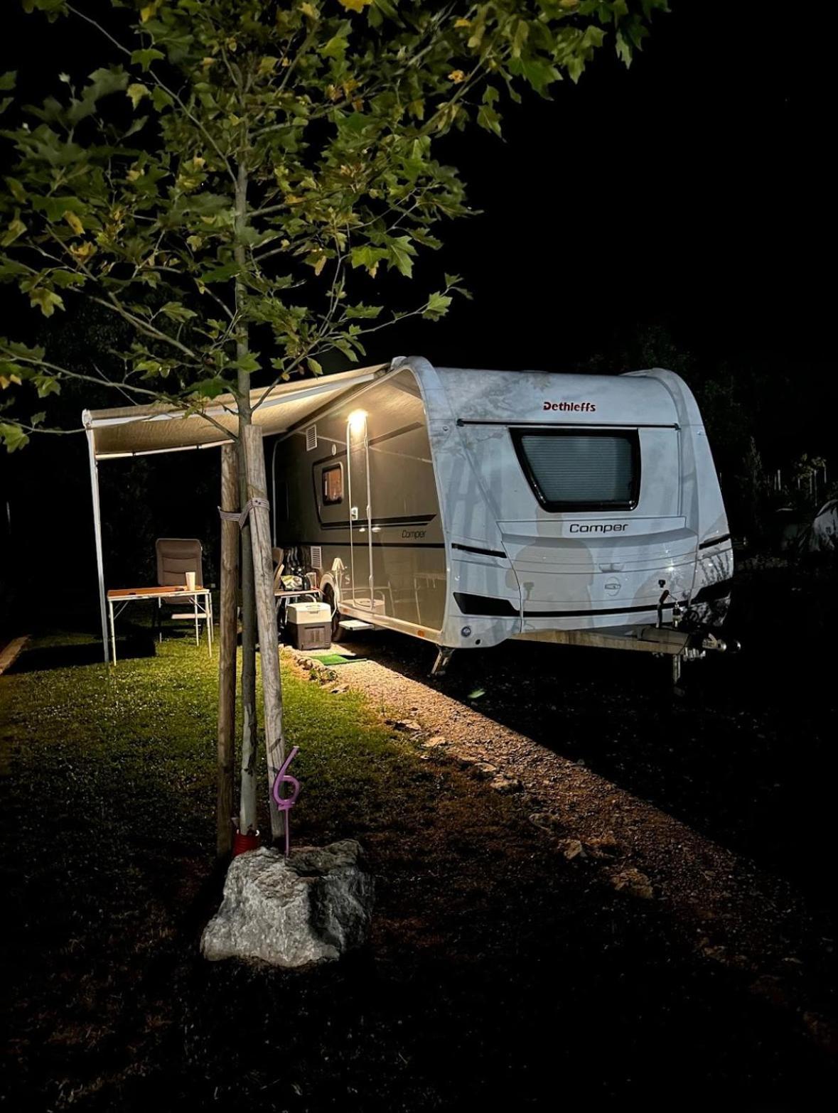 7 Lakes Camping Sapareva Banya Esterno foto